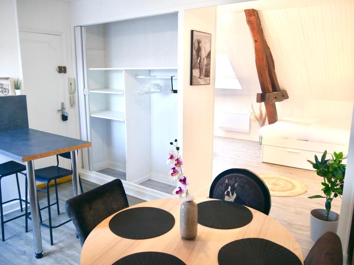 Ferienwohnung Soul House Sens Exterior foto